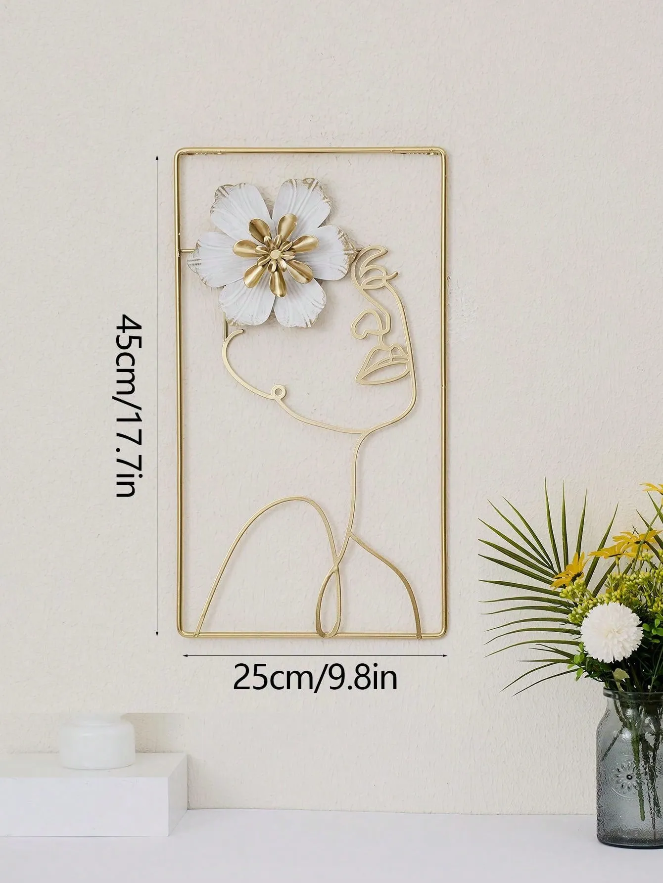 Tapisserie Femme & Fleur de Haute Qualité - Décoration légante pour la Salle à Manger